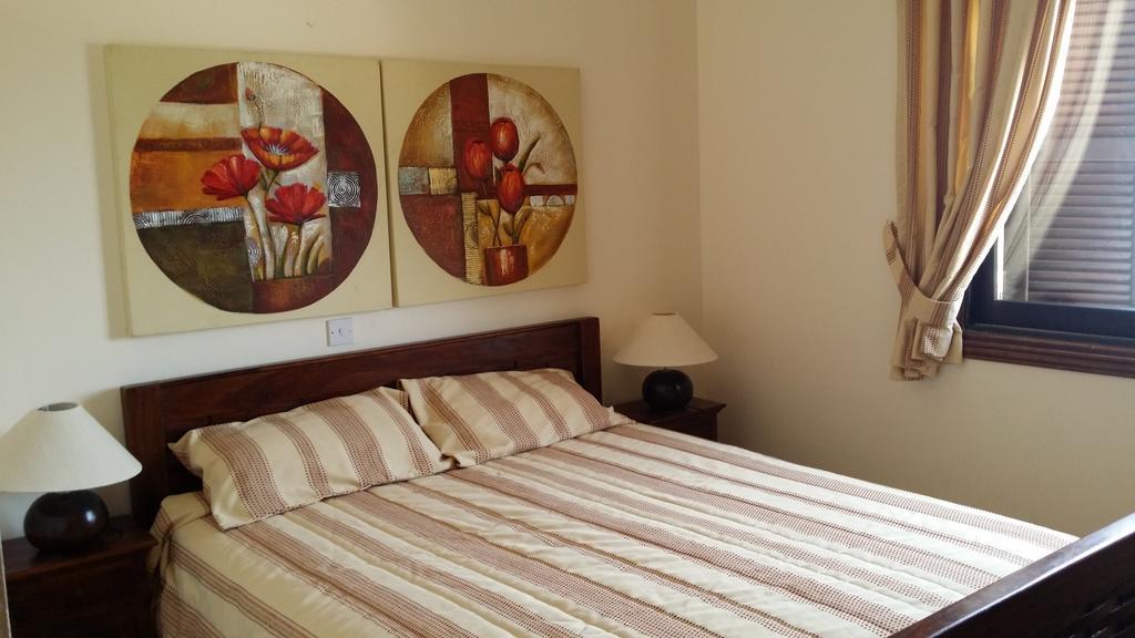 Garden Of Eden Villa Paphos Room photo